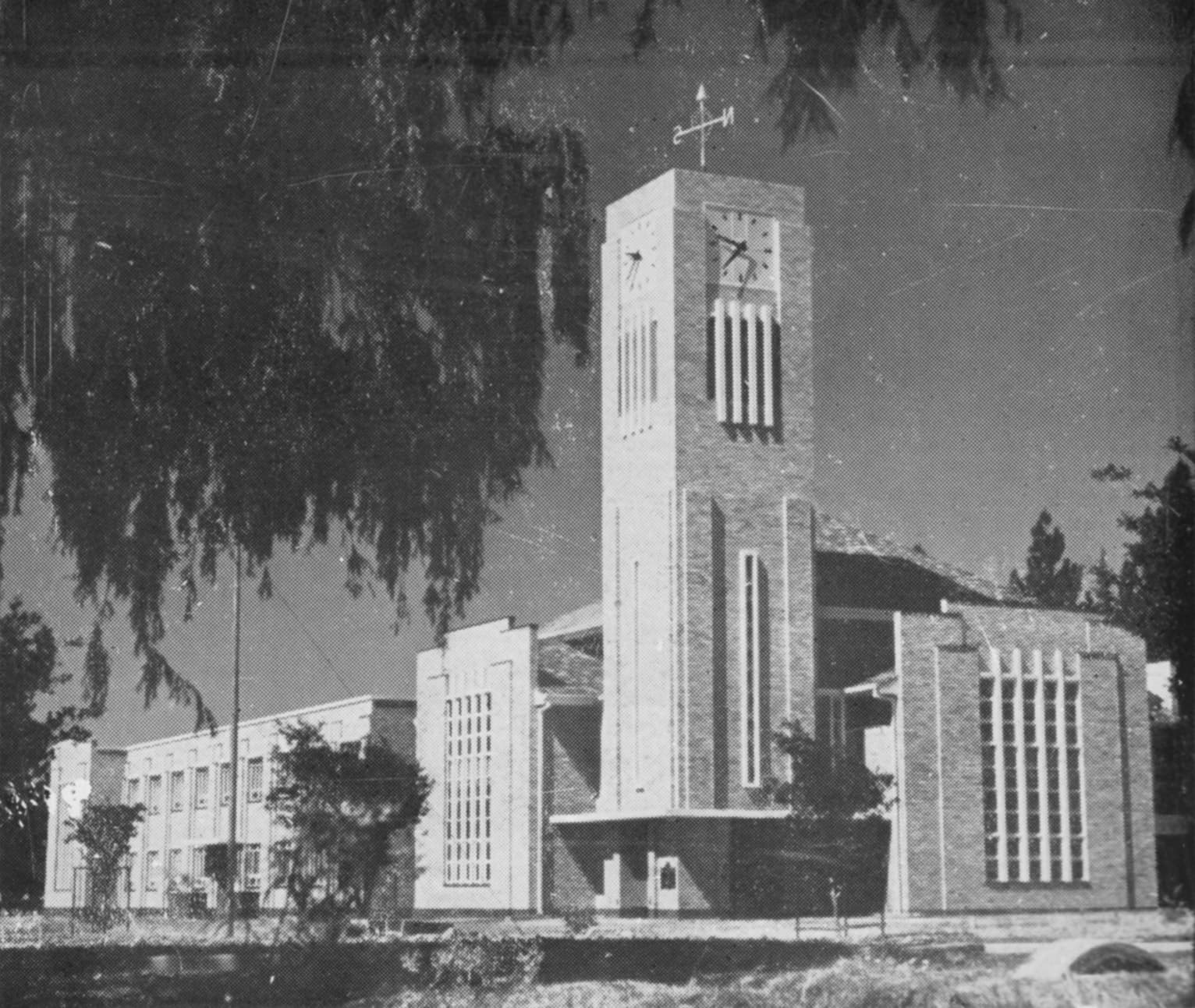 The completed building beside the Potchefstroom-Noord church, 1959.