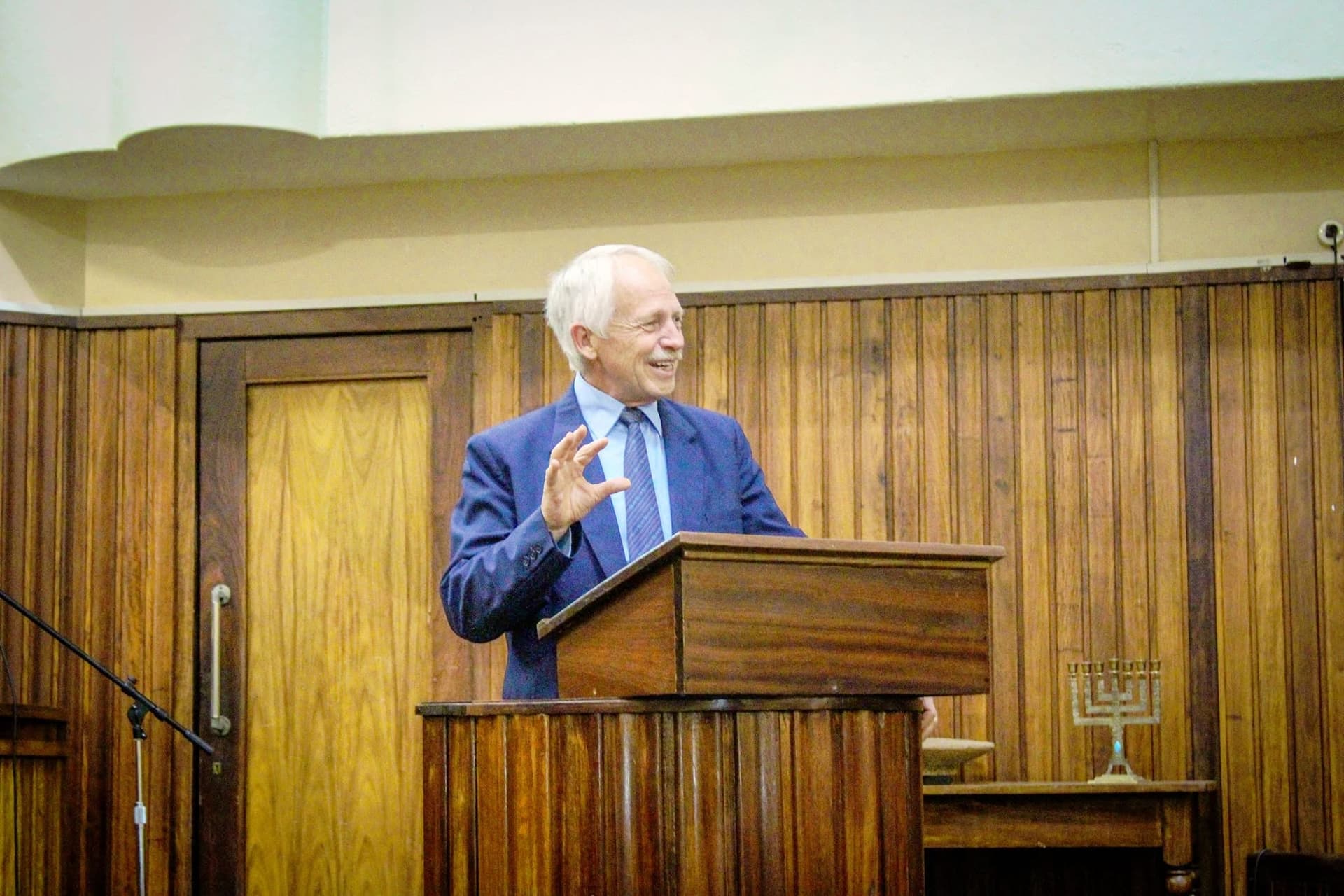 Prof. Henk Stoker, die rektor, op die kansel in 2024.
